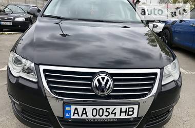 Универсал Volkswagen Passat 2009 в Киеве