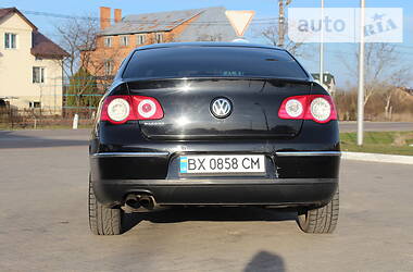 Седан Volkswagen Passat 2006 в Жовкве