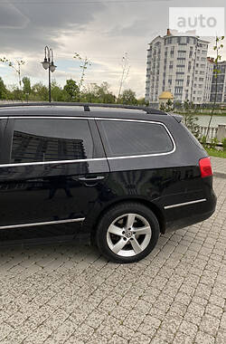 Универсал Volkswagen Passat 2008 в Ивано-Франковске