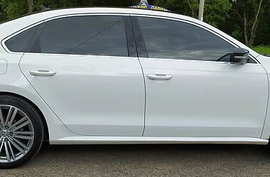 Седан Volkswagen Passat 2014 в Чернівцях