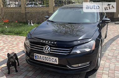 Седан Volkswagen Passat 2013 в Кропивницькому