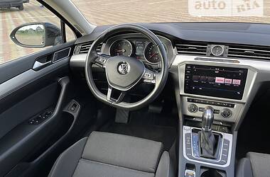 Универсал Volkswagen Passat 2017 в Житомире