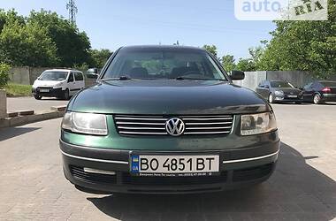 Седан Volkswagen Passat 1998 в Тернополе