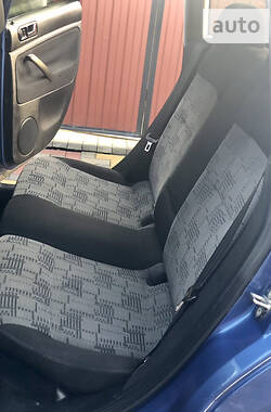 Универсал Volkswagen Passat 1999 в Хусте