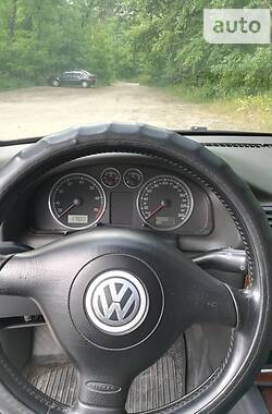 Седан Volkswagen Passat 2005 в Ирпене