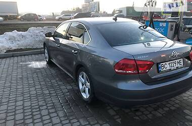 Седан Volkswagen Passat 2013 в Львове