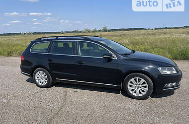 Універсал Volkswagen Passat 2013 в Одесі