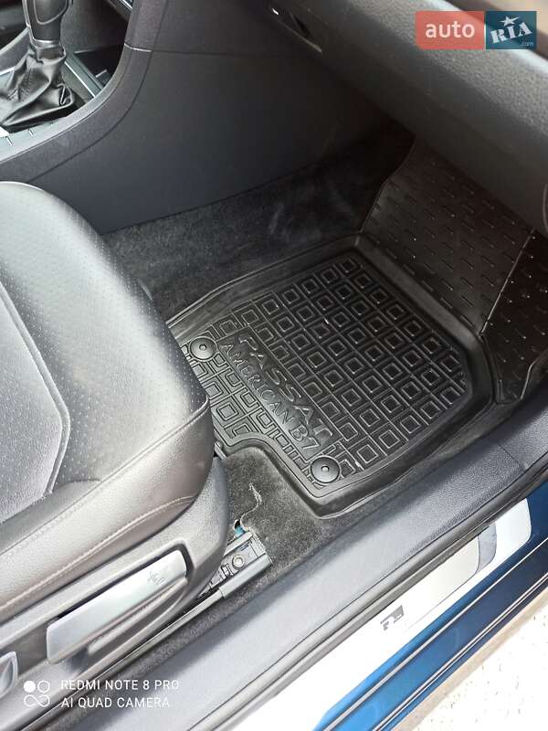 Седан Volkswagen Passat 2018 в Ужгороде