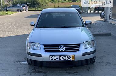 Седан Volkswagen Passat 2002 в Дрогобыче