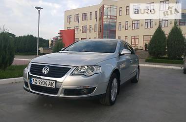 Седан Volkswagen Passat 2006 в Чугуеве