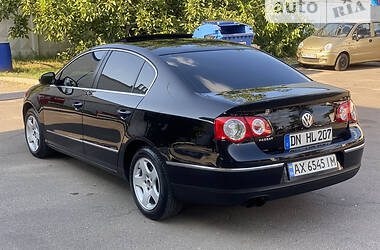 Седан Volkswagen Passat 2005 в Одесі