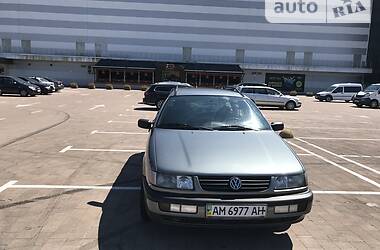 Універсал Volkswagen Passat 1996 в Житомирі