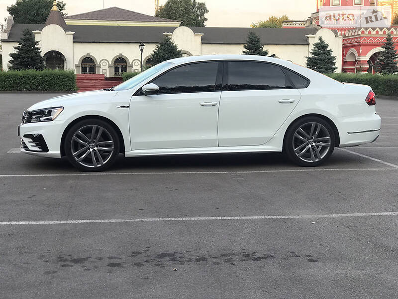 Седан Volkswagen Passat 2018 в Каменском