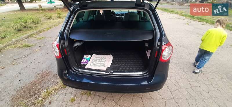 Універсал Volkswagen Passat 2007 в Луцьку