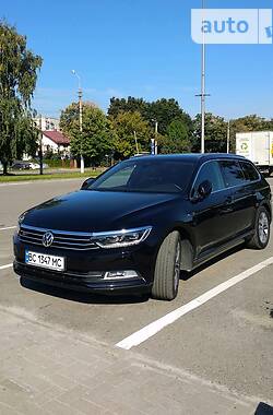 Универсал Volkswagen Passat 2016 в Львове