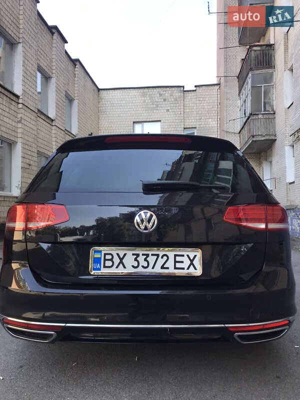 Универсал Volkswagen Passat 2017 в Хмельницком