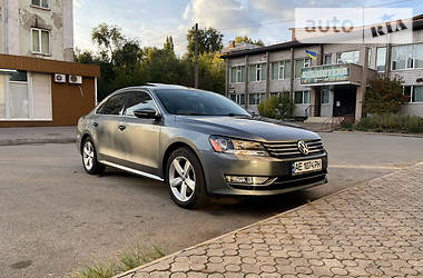 Седан Volkswagen Passat 2011 в Кривому Розі