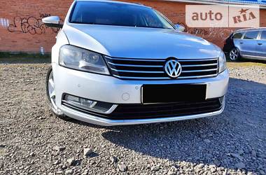 Универсал Volkswagen Passat 2011 в Дрогобыче