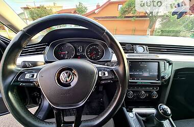 Универсал Volkswagen Passat 2015 в Львове