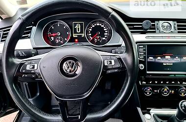 Универсал Volkswagen Passat 2015 в Львове