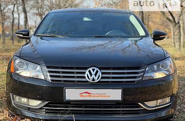 Седан Volkswagen Passat 2012 в Николаеве