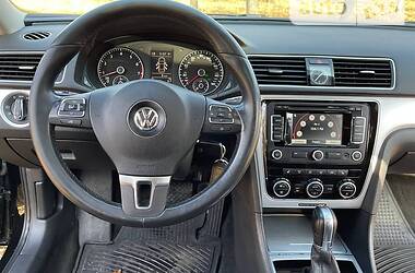 Седан Volkswagen Passat 2012 в Николаеве