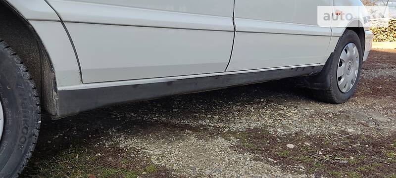 Универсал Volkswagen Passat 1996 в Городке