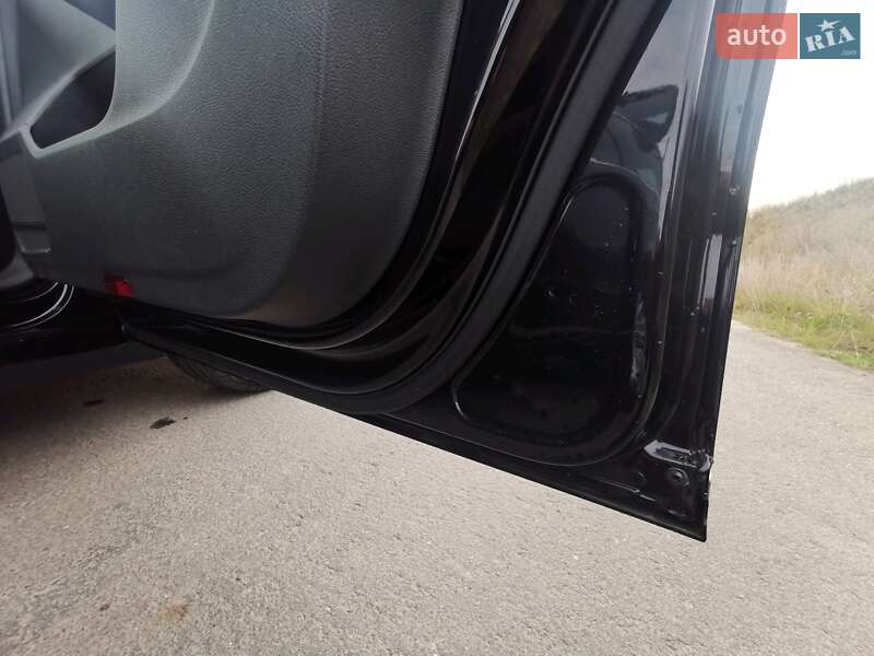 Универсал Volkswagen Passat 2012 в Хмельницком