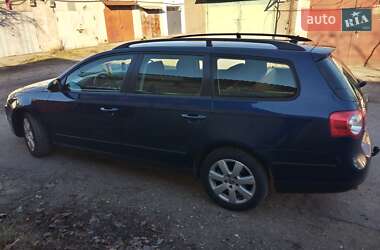 Универсал Volkswagen Passat 2005 в Измаиле