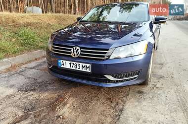 Седан Volkswagen Passat 2013 в Киеве