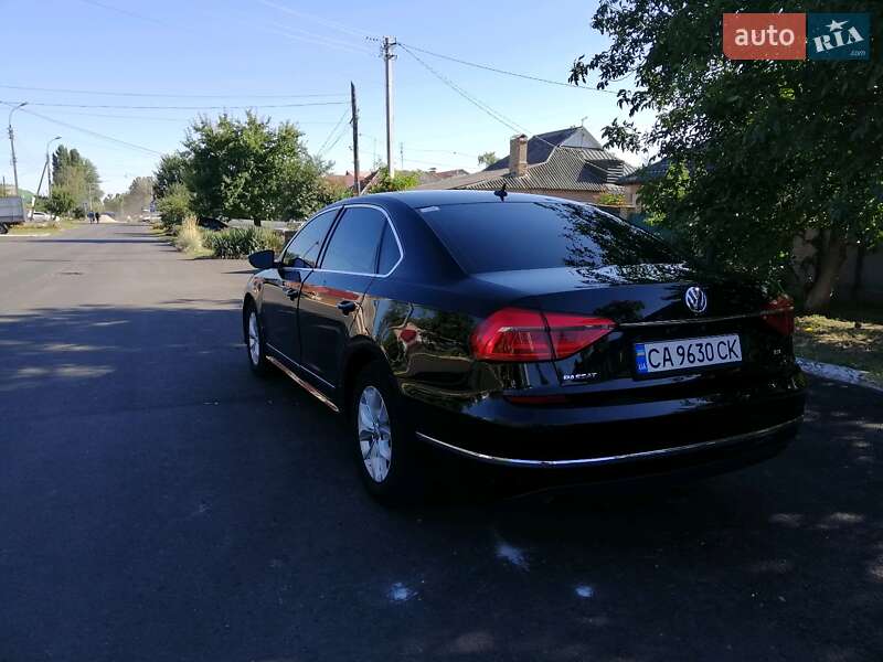 Седан Volkswagen Passat 2016 в Черкассах