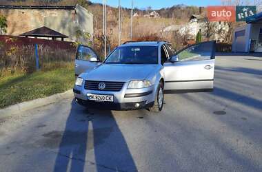 Универсал Volkswagen Passat 2001 в Кременце