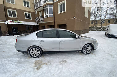 Седан Volkswagen Passat 2007 в Надворной