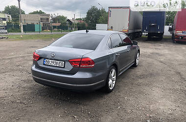 Седан Volkswagen Passat 2014 в Харькове