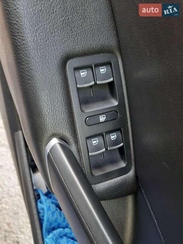 Седан Volkswagen Passat 2016 в Одессе