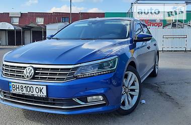 Седан Volkswagen Passat 2016 в Одесі