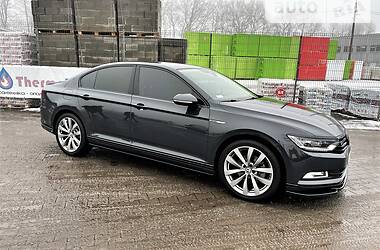 Седан Volkswagen Passat 2016 в 