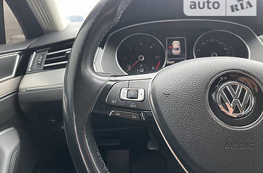 Седан Volkswagen Passat 2016 в 