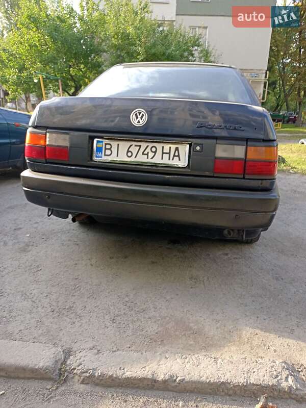 Седан Volkswagen Passat 1991 в Полтаве