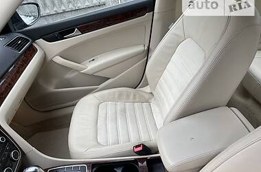 Седан Volkswagen Passat 2012 в Киеве