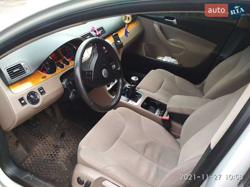 Універсал Volkswagen Passat 2008 в Львові