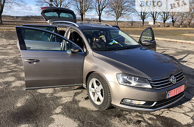 Универсал Volkswagen Passat 2011 в Владимир-Волынском