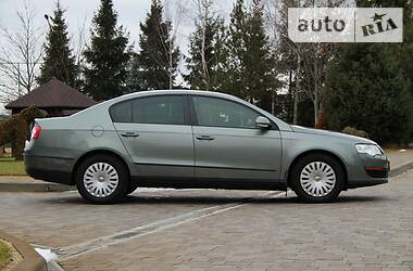 Седан Volkswagen Passat 2007 в Сарнах