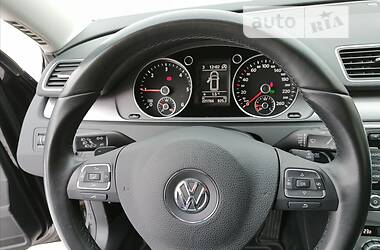 Универсал Volkswagen Passat 2012 в 