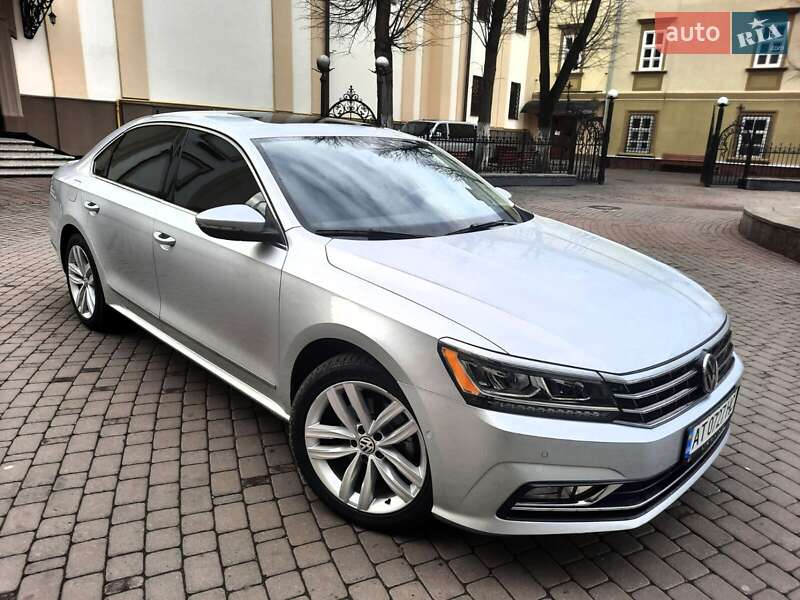 Седан Volkswagen Passat 2018 в Ивано-Франковске фото Седан Volkswagen Passat 2018 в Ивано-Франковске