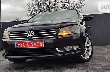 Універсал Volkswagen Passat 2012 в Дрогобичі