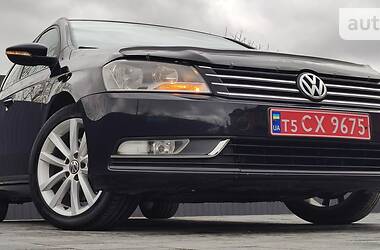 Універсал Volkswagen Passat 2012 в Дрогобичі