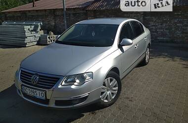 Седан Volkswagen Passat 2008 в Львове