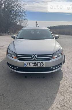 Седан Volkswagen Passat 2012 в Виннице