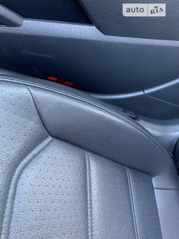 Седан Volkswagen Passat 2015 в Хмельницком